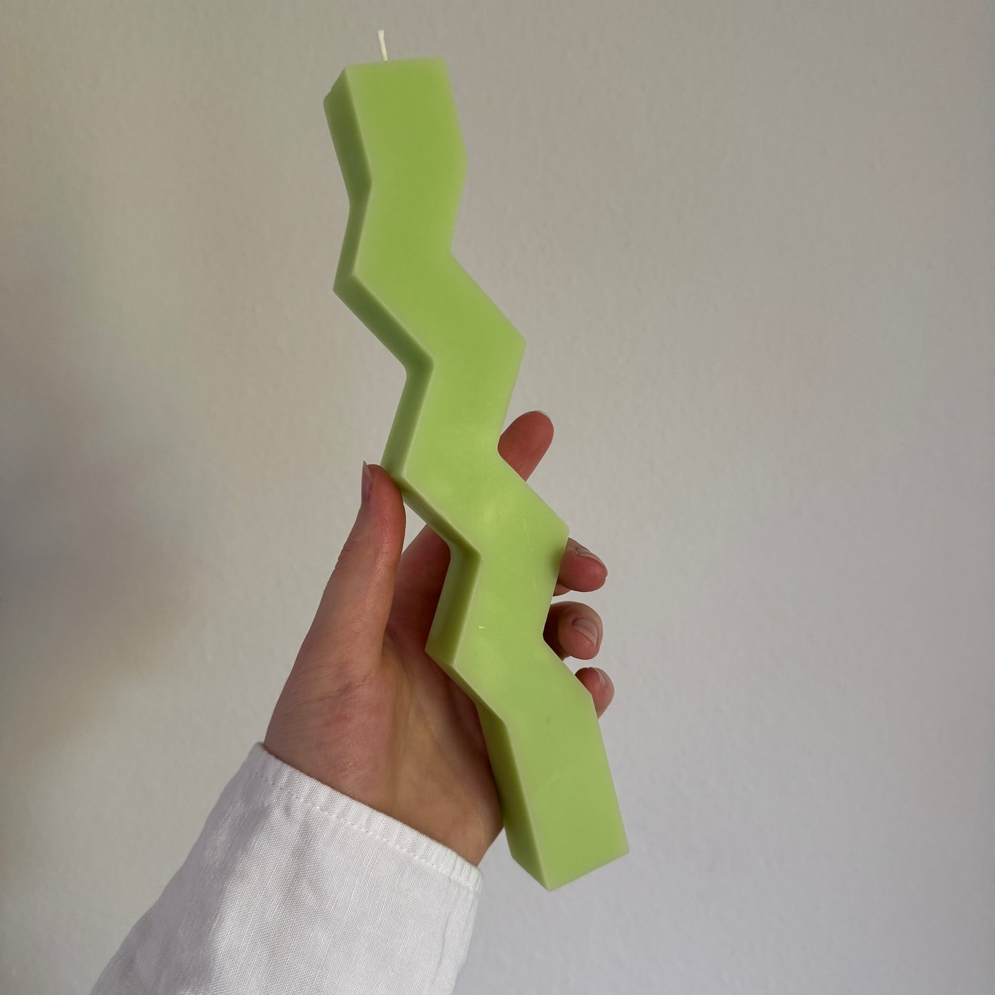 Zigzag Taper Candle