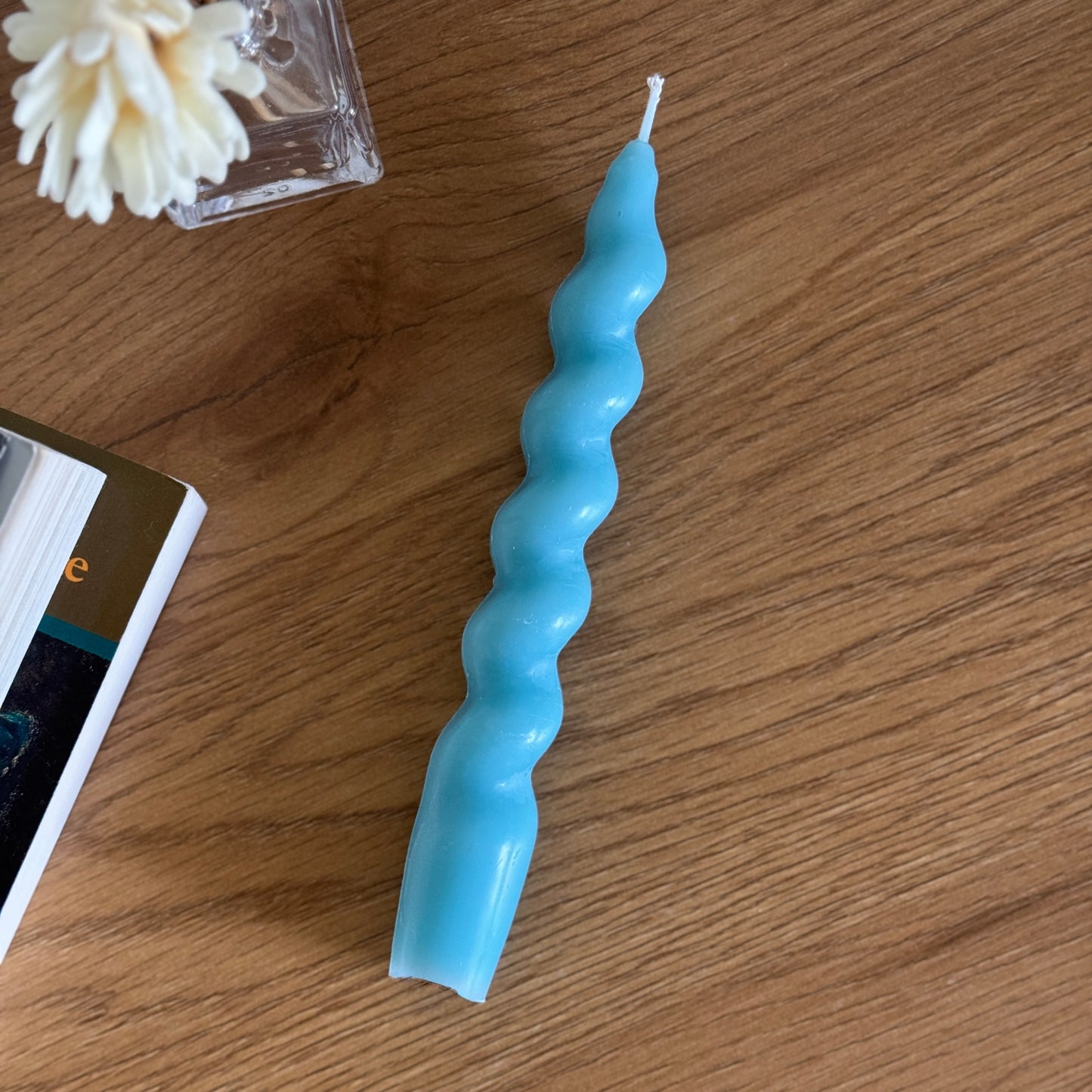 Spiral Taper Candle