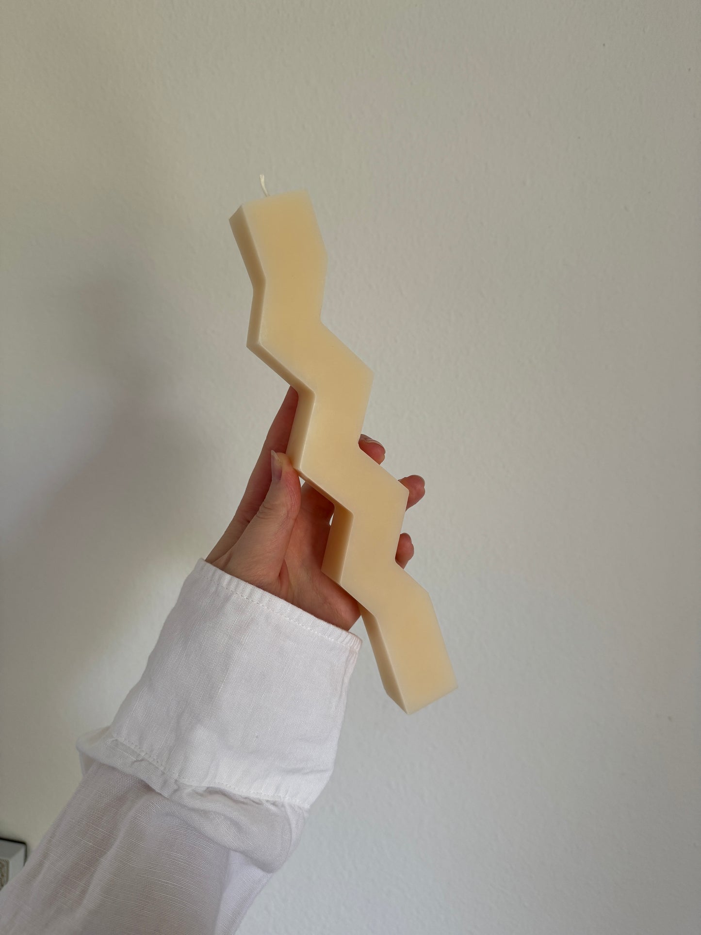 Zigzag Taper Candle