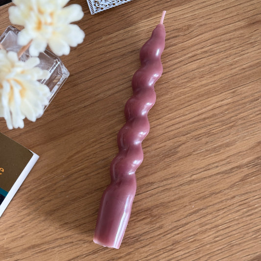 Spiral Taper Candle